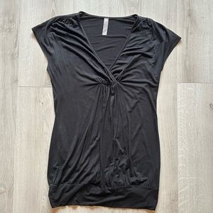 Lush Black Cap Sleeve V-Neck Top Size Medium